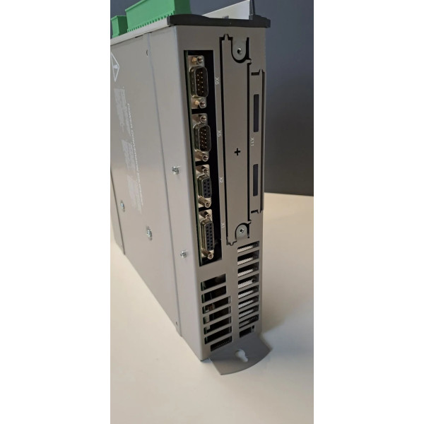 TÉLÉMÉCANIQUE  LXM15MD28N4