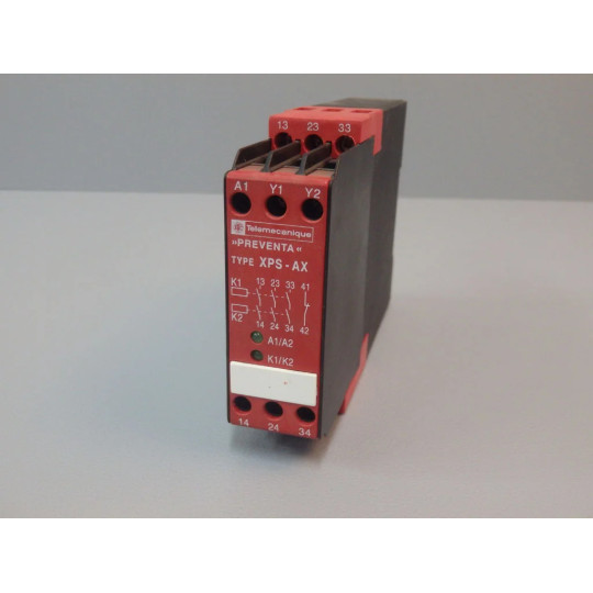 TÉLÉMÉCANIQUE  XPS-AX5120