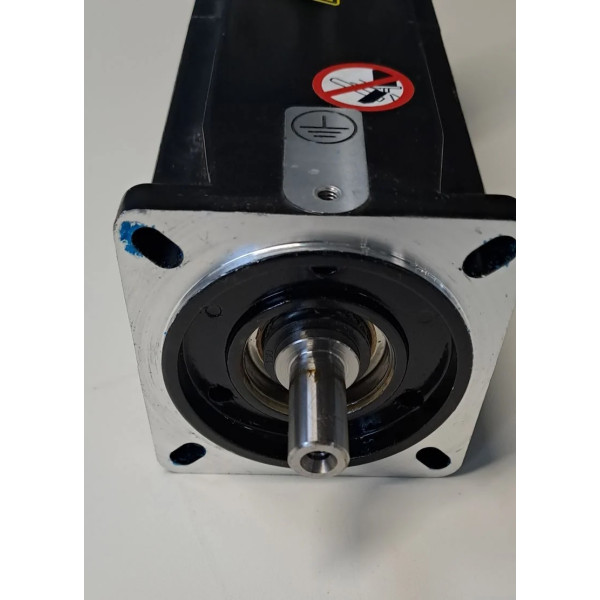 SCHNEIDER  BMH0702T06F2A