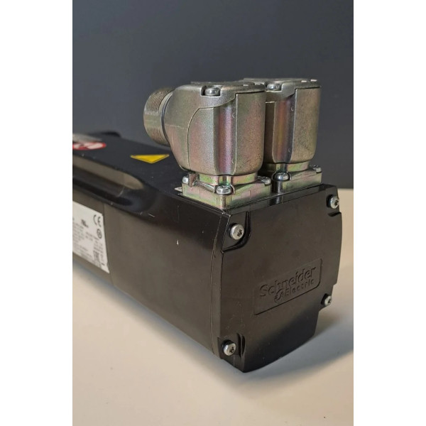 SCHNEIDER  BMH0702T06F2A