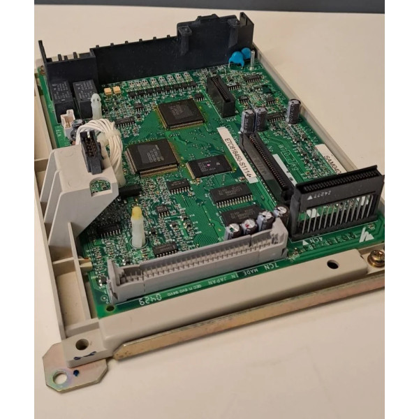 YASKAWA  ETC618450-S1114