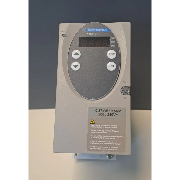 TÉLÉMÉCANIQUE  ATV31H037M2