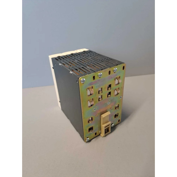 SCHNEIDER  ASIABLB3004