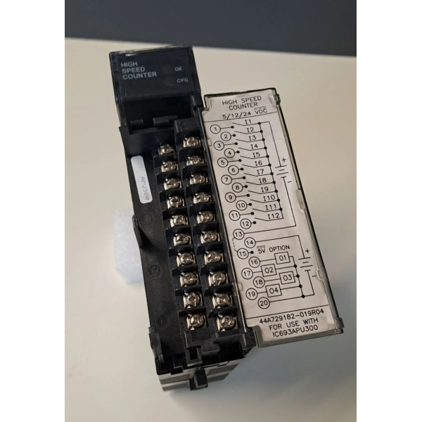 GE FANUC  IC693APU300