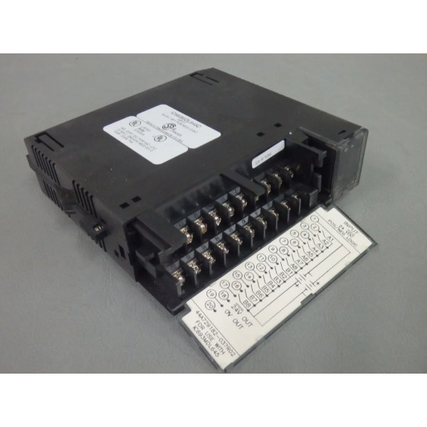 GE FANUC  IC693MDL645