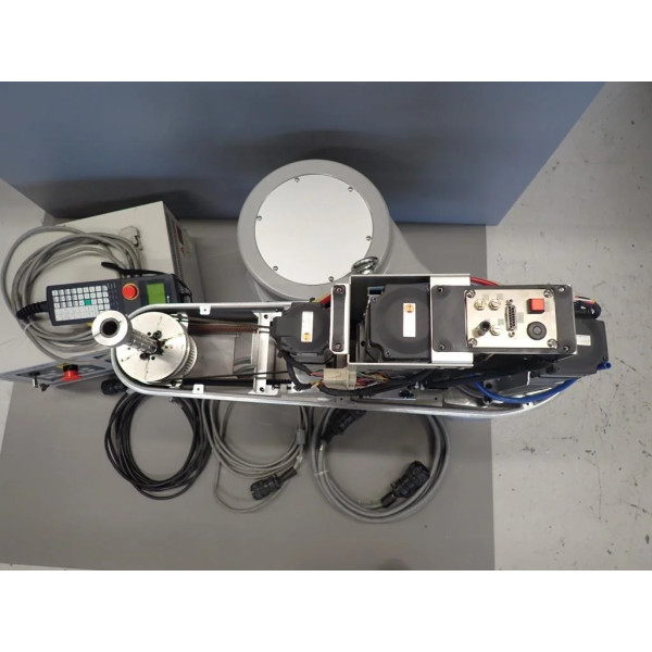 TOSHIBA MACHINE ROBOT TH850A+TS2100+TP1000