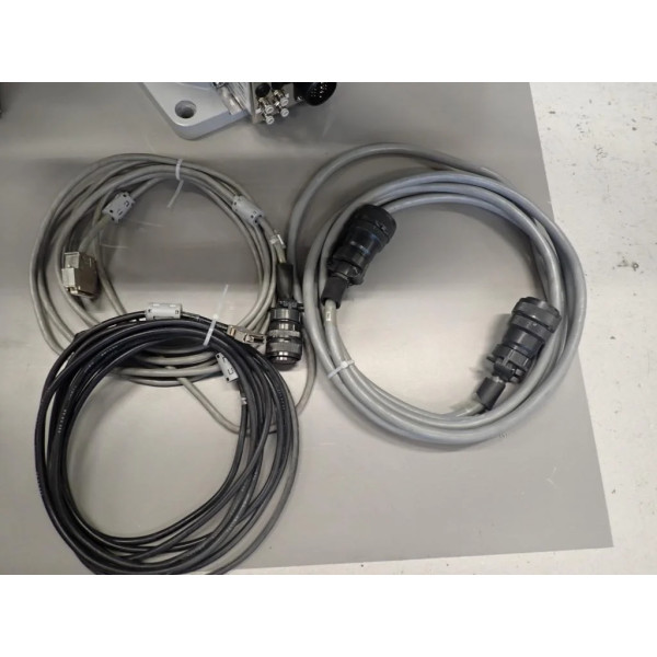 TOSHIBA MACHINE ROBOT TH850A+TS2100+TP1000