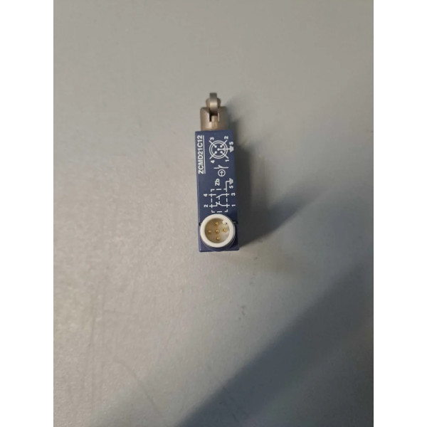 TÉLÉMÉCANIQUE  ZCMD21C12