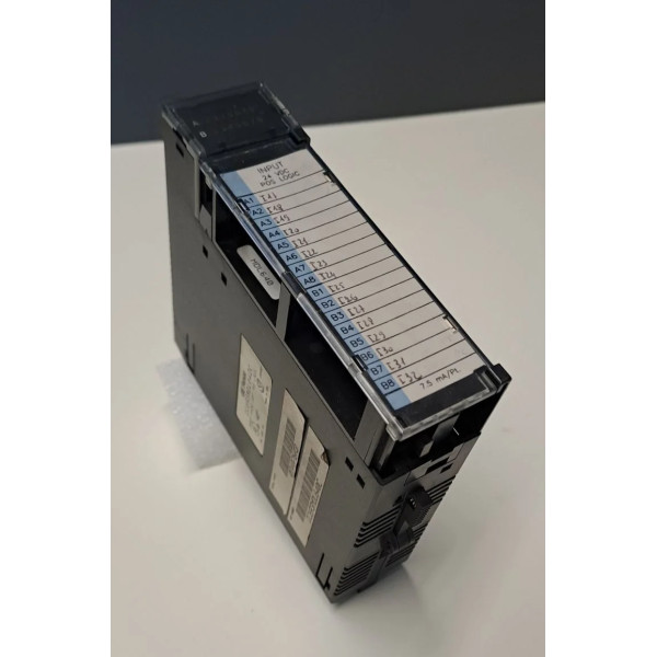 GE FANUC  IC693MDL640