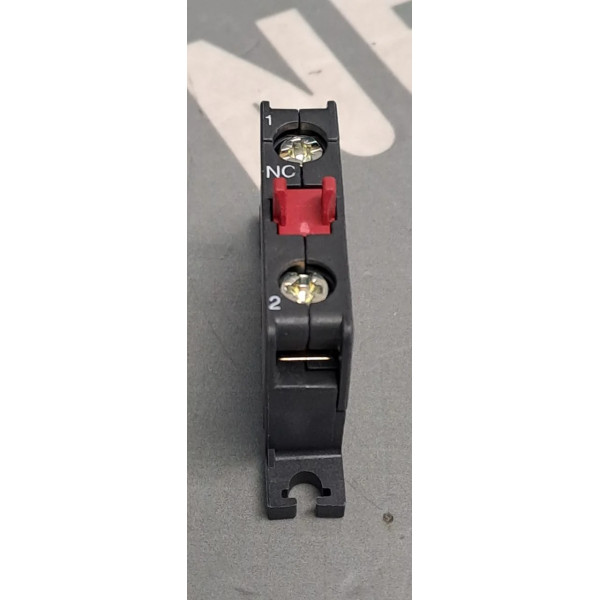 ALLEN BRADLEY  800F-BX01