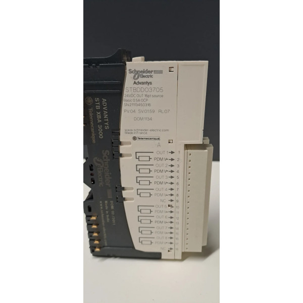 TÉLÉMÉCANIQUE  STBDDO3705 + STBXTS6610