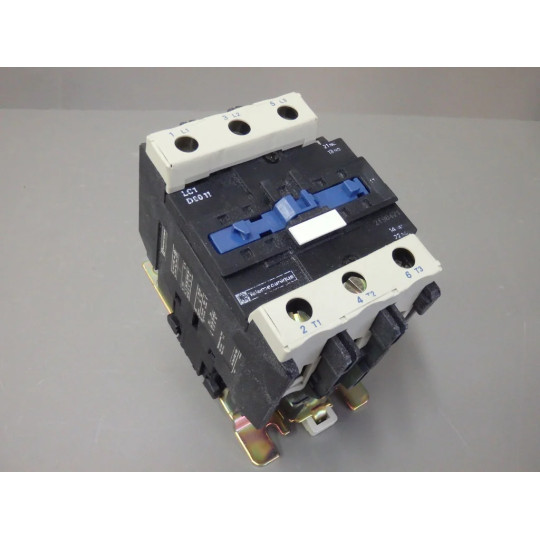 TÉLÉMÉCANIQUE  LC1D8011M5