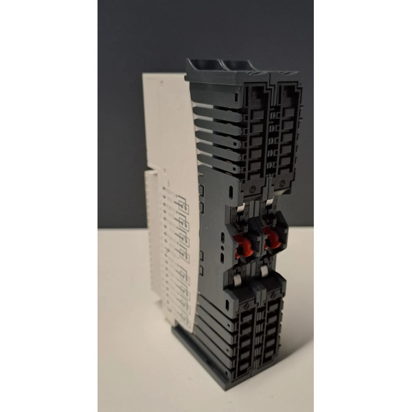 SCHNEIDER  STBDDI3725