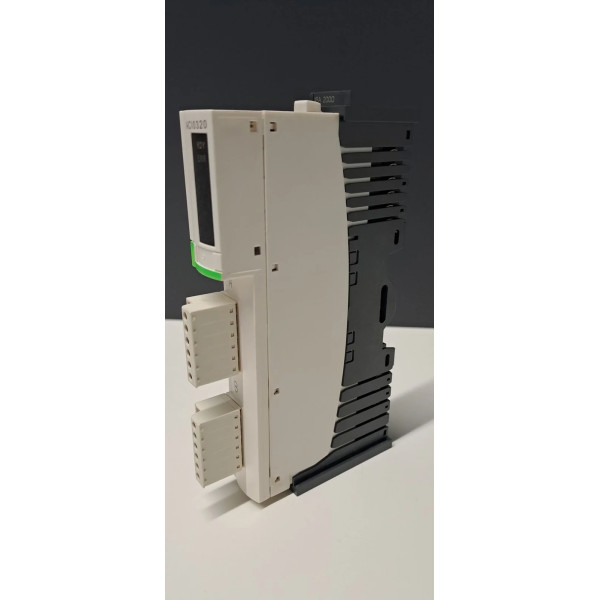 SCHNEIDER  STBACI0320