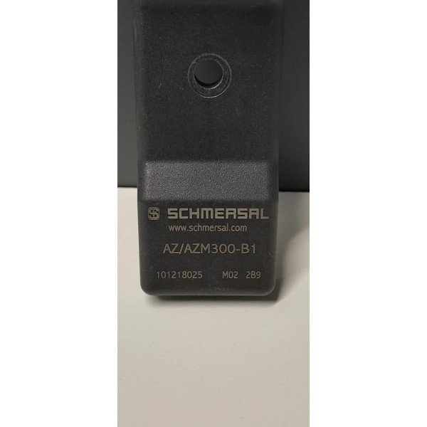 SCHMERSAL  AZ/AZM300-B1