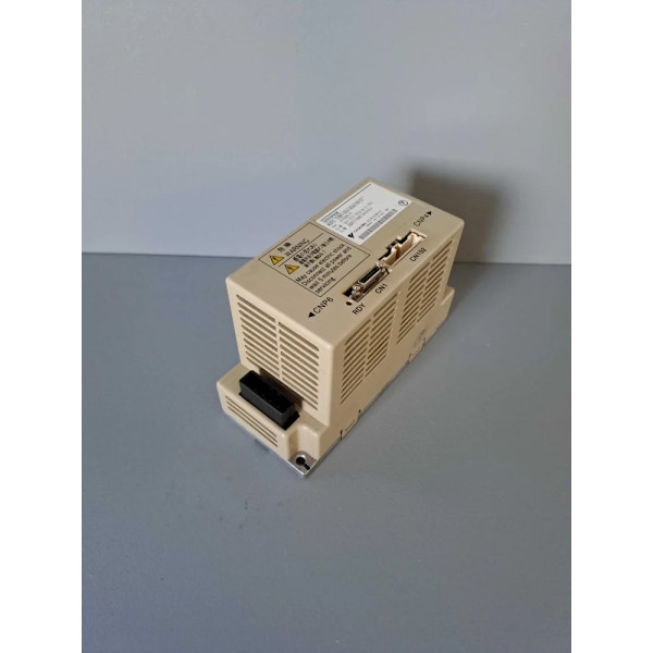 YASKAWA  SGDRSDA140A01BY22