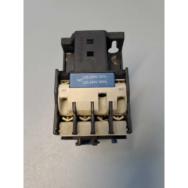 TÉLÉMÉCANIQUE  LC1D2510M7