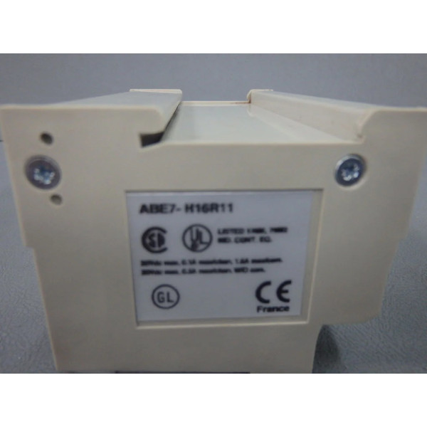 TÉLÉMÉCANIQUE  ABE7-H16R11
