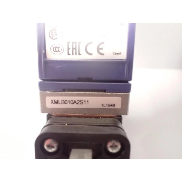 TÉLÉMÉCANIQUE  XMLB010A2S11