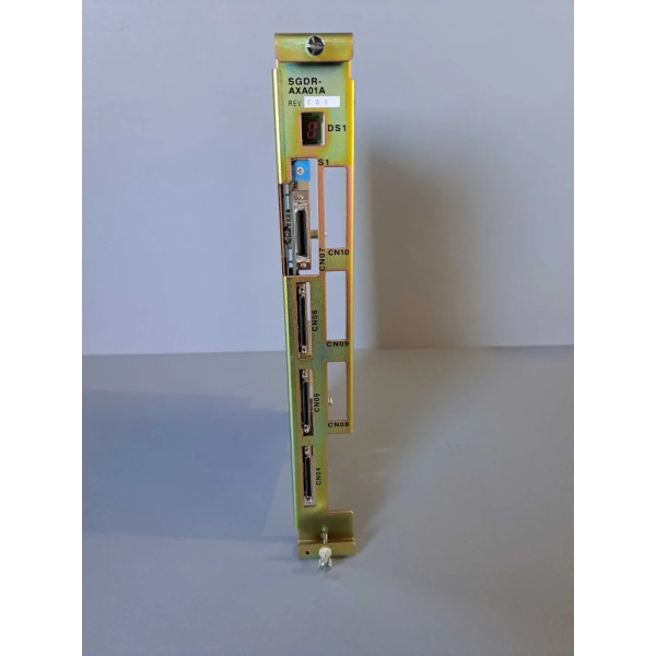 YASKAWA  SGDRAXA01A