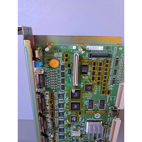 YASKAWA  SGDRAXA01A