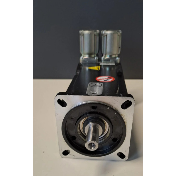 SCHNEIDER  BMH0702P07A2A