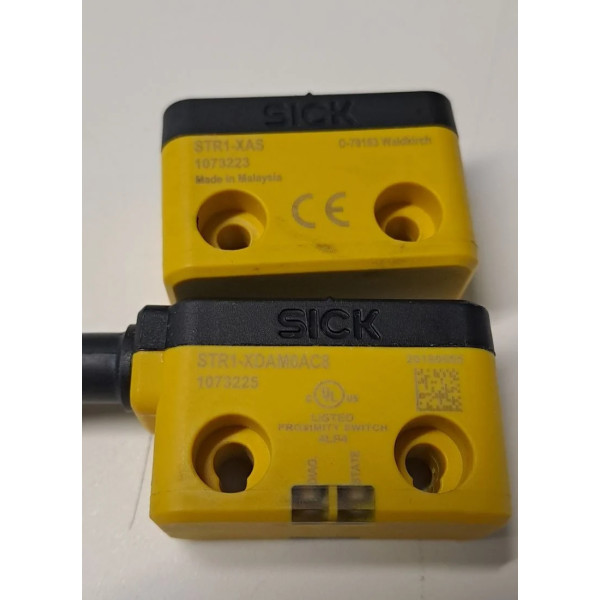 SICK  STR1-XDAM0AC8