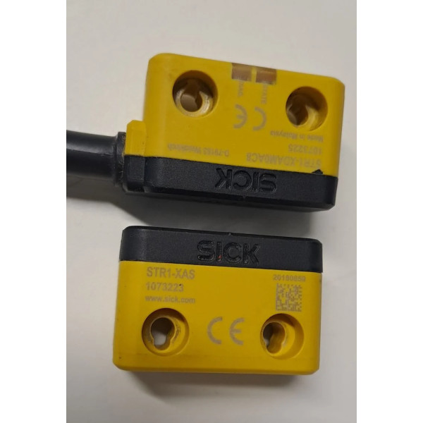 SICK  STR1-XDAM0AC8