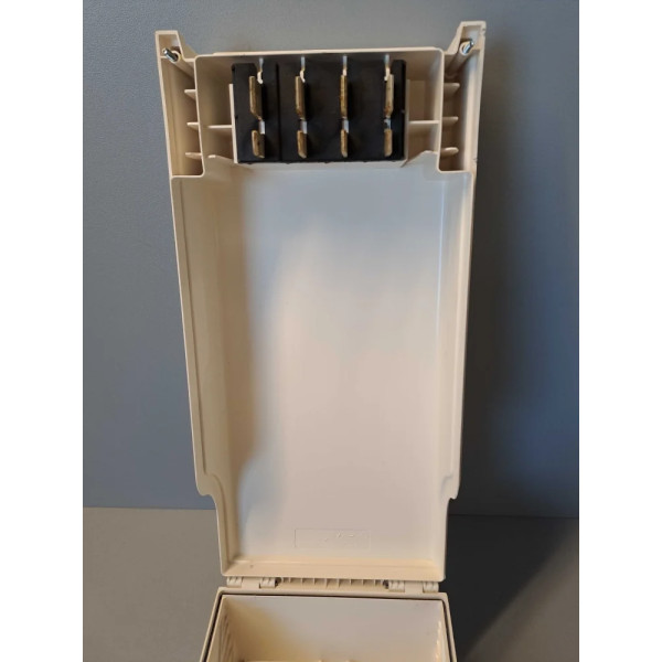 SCHNEIDER  KSB100SF4