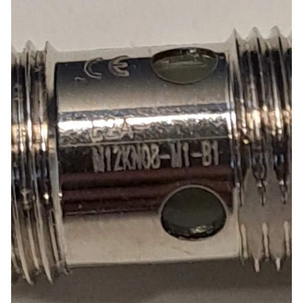 OMRON  E2A-M12KN08-M1-B1