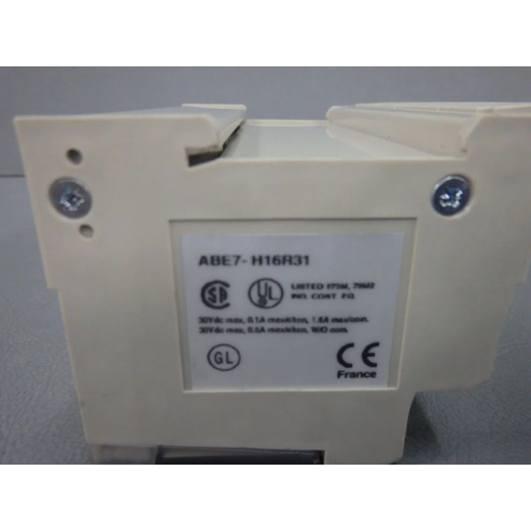 TÉLÉMÉCANIQUE  ABE7-H16R31