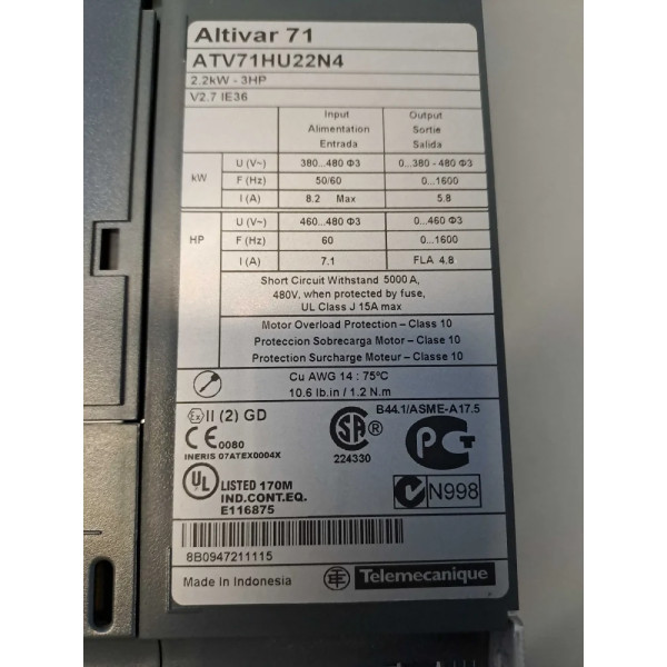 SCHNEIDER  ATV71HU22N4