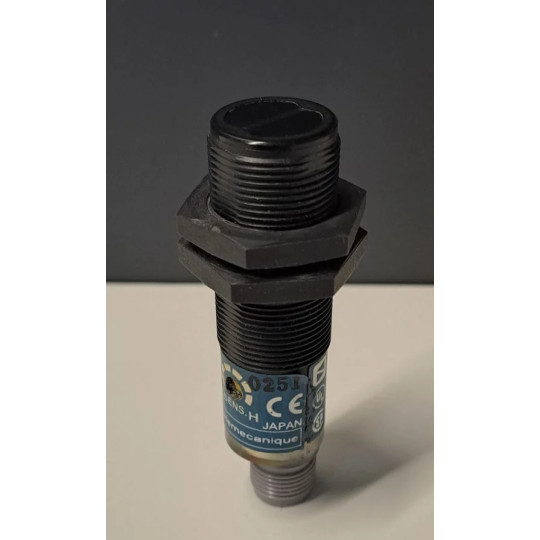 TÉLÉMÉCANIQUE  XU5B18PP340D