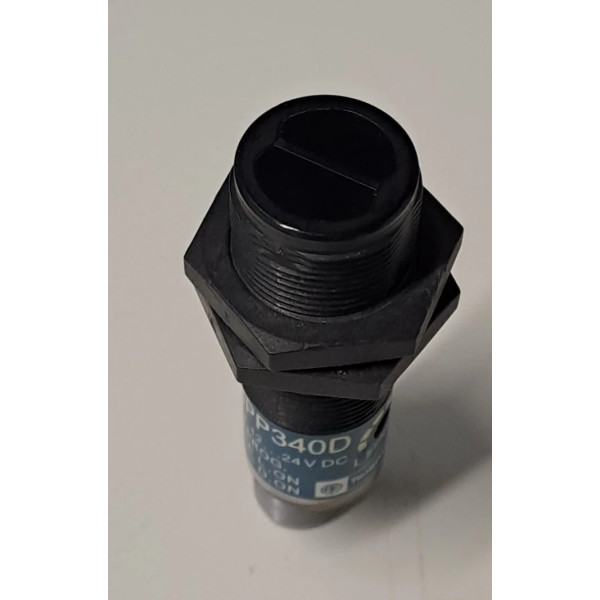 TÉLÉMÉCANIQUE  XU5B18PP340D