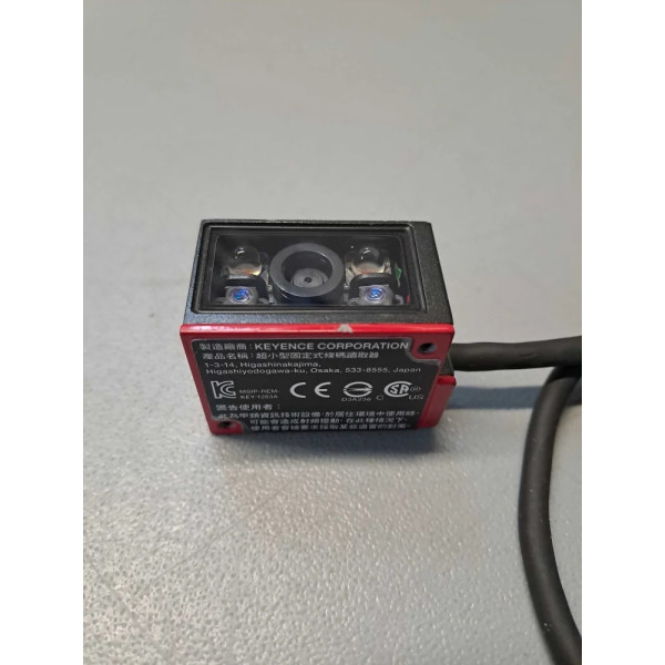 KEYENCE  SR710