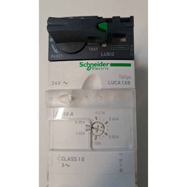 SCHNEIDER  LUB12 + LUCA1XB