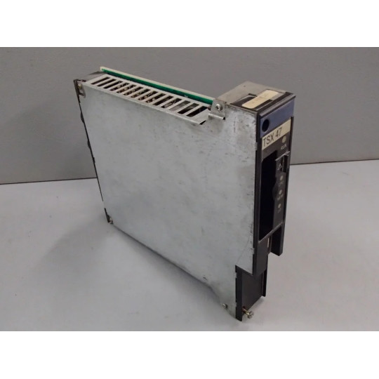 TÉLÉMÉCANIQUE  TSXP4720