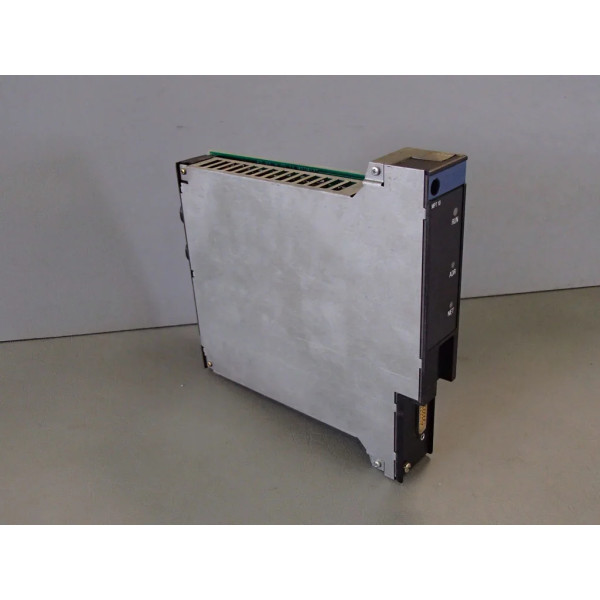 TÉLÉMÉCANIQUE  TSXMPT10