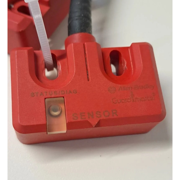 ALLEN BRADLEY  440N-Z21W1PH