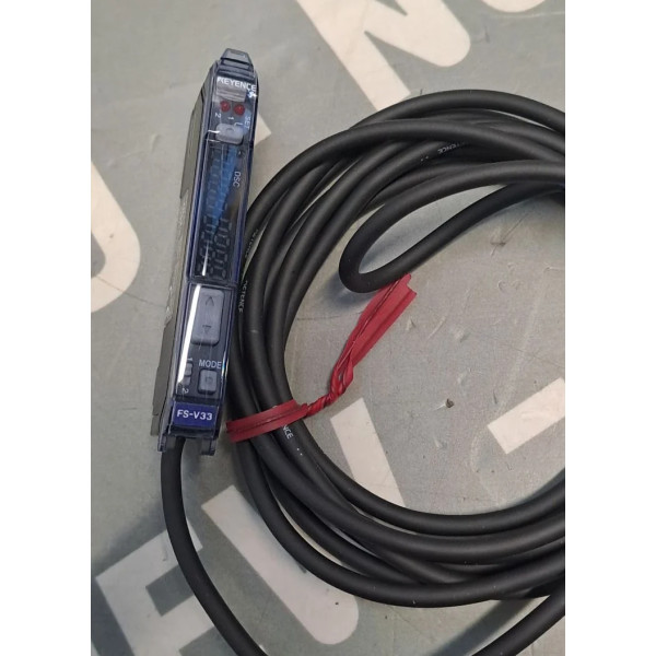 KEYENCE  FS-V33