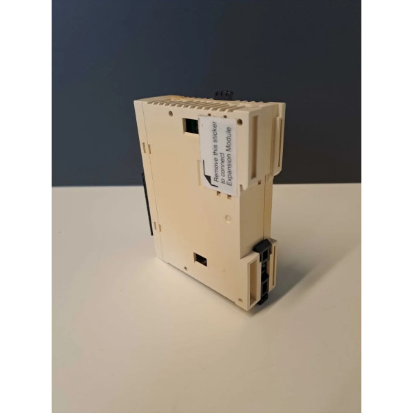 SCHNEIDER  TM2AVO2HT