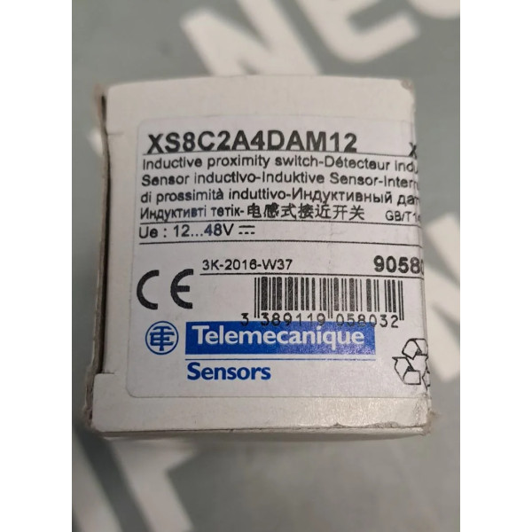 TÉLÉMÉCANIQUE  XS8C2A4DAM12