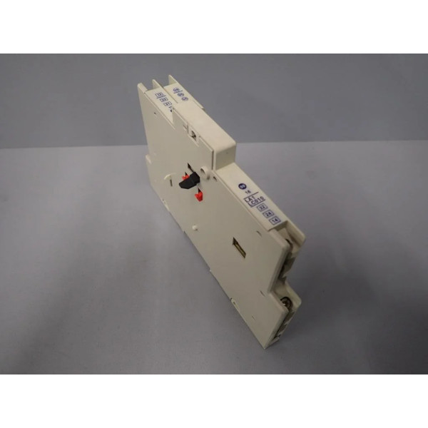 TÉLÉMÉCANIQUE  LA1LC010