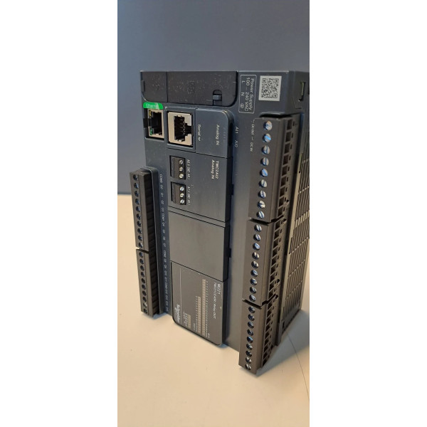 SCHNEIDER  TM221CE40R