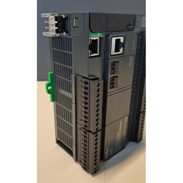 SCHNEIDER  TM221CE40R