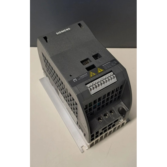 SIEMENS 6SL3211-0AB11-2UA1