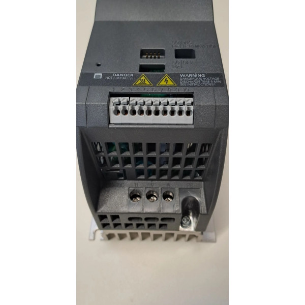 SIEMENS 6SL3211-0AB11-2UA1