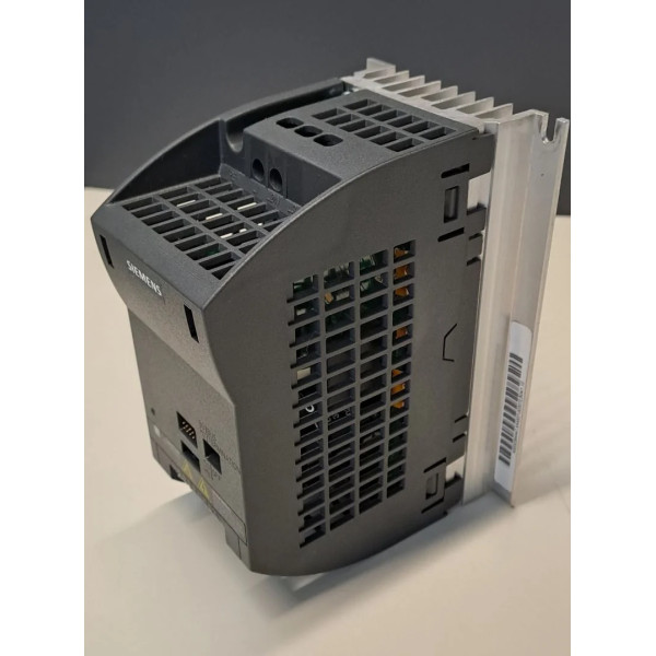 SIEMENS 6SL3211-0AB11-2UA1