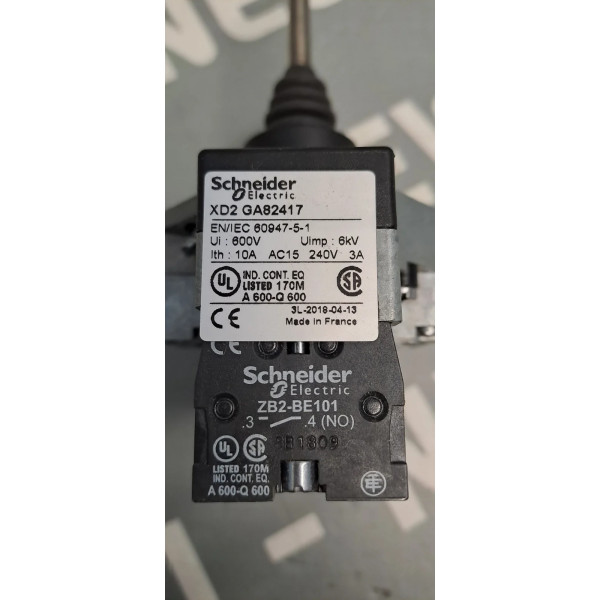 SCHNEIDER  XD2GA82417