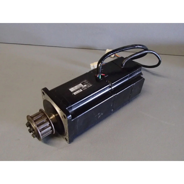 OMRON  R88M-U75030H-B